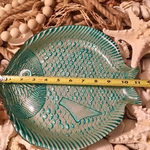 Charger Art Glass Decor Turquoise Aqua Blue Fish Flounder 10" - New without Tags